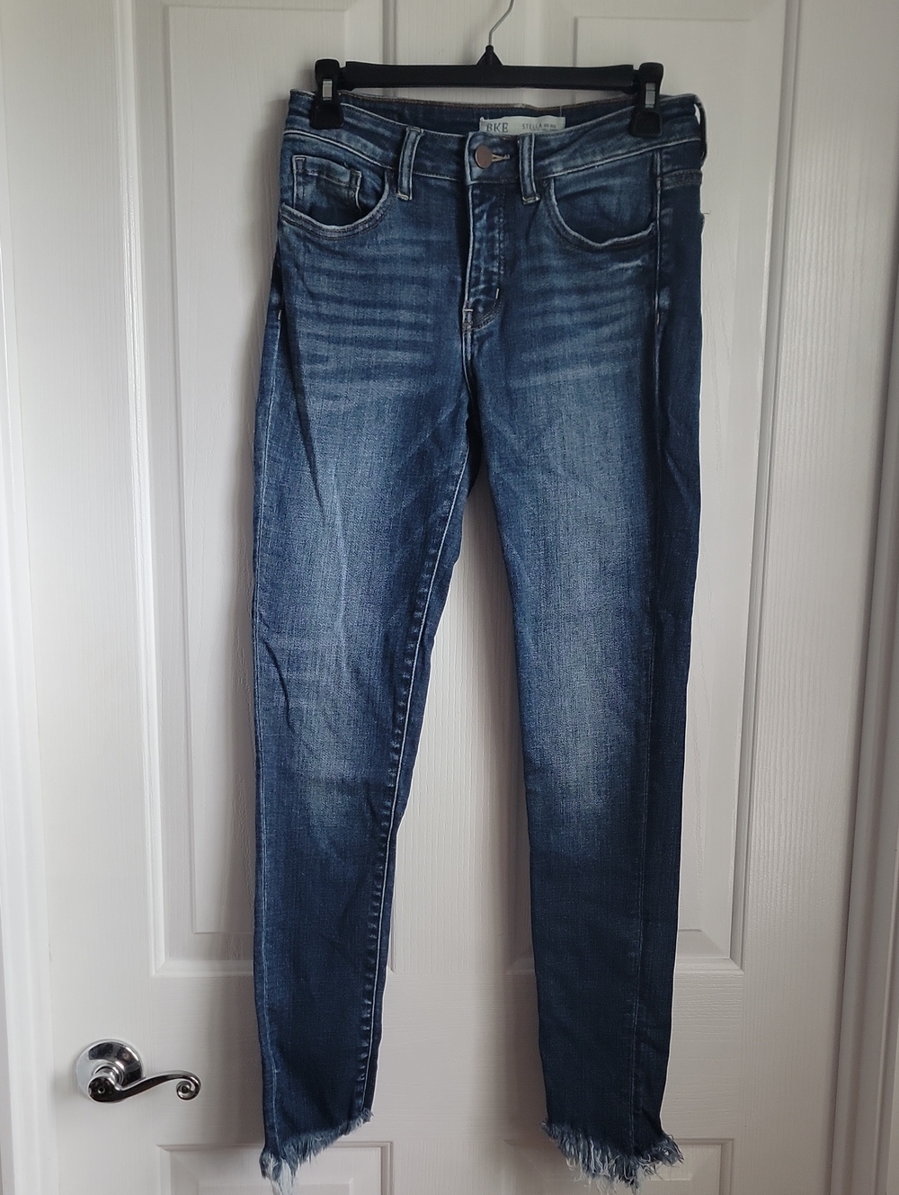 BKE Blue Skinny Jeans with Frayed Hem Stella Mid Ankle 26 Buckle Denim